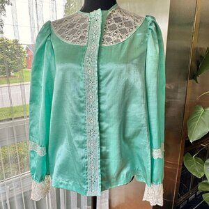 Vintage 1960s pajama top, mint/aqua, wide cream lace yoke & trim, puff shoulders
